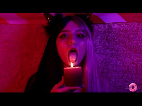 ❤️ Μια παθιασμένη πίπα από ένα σέξι Succubus με ένα σπέρμα στο στόμα της. ❤️  στο el.milfnut-net.ru ❌❤